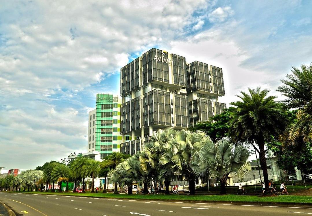 Hotel Aviary Bintaro Serpong Exteriér fotografie